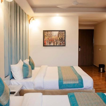 Hotel Airport City Delhi International Airport นิวเดลี ภายนอก รูปภาพ