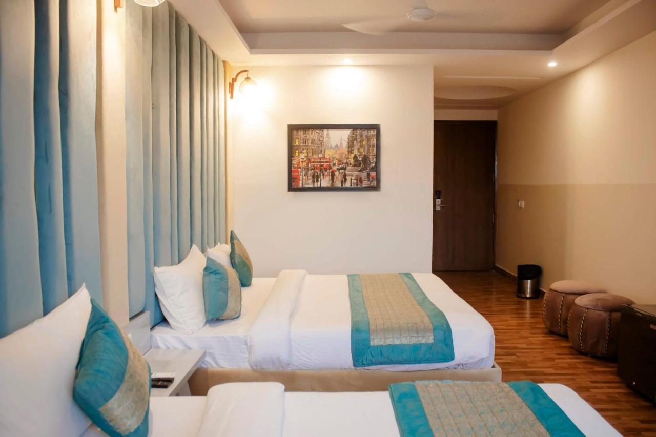 Hotel Airport City Delhi International Airport นิวเดลี ภายนอก รูปภาพ