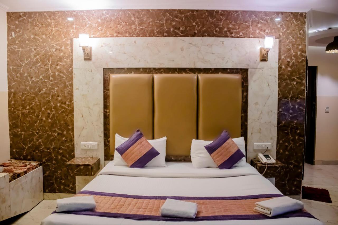 Hotel Airport City Delhi International Airport นิวเดลี ภายนอก รูปภาพ